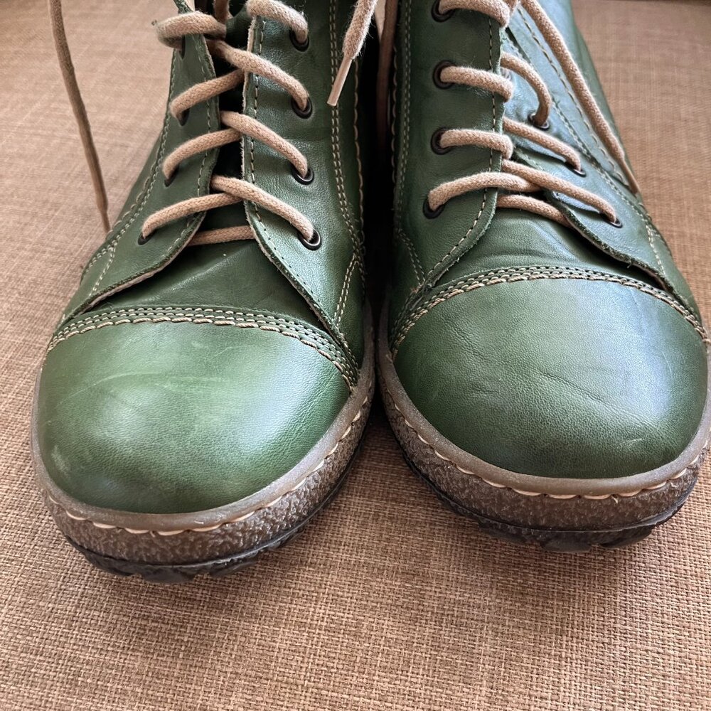 V Italia Green Kiki Leather Ankle Boots Eur Size 40 US Size 9 - 9.5 Cream Lining - Picture 13 of 16